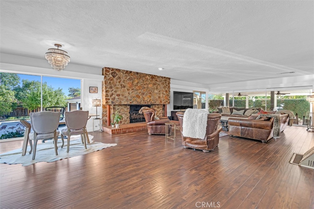 300 E Baseline Road