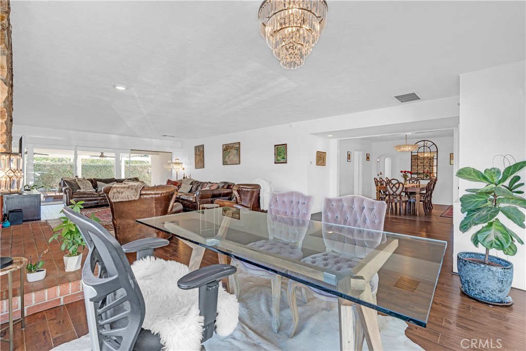 300 E Baseline Road