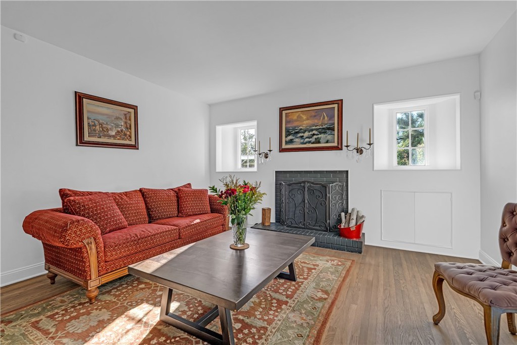 300 E Baseline Road