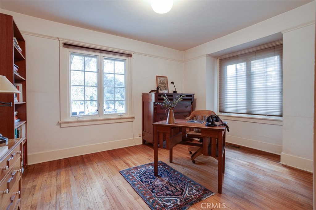 357 W 10th