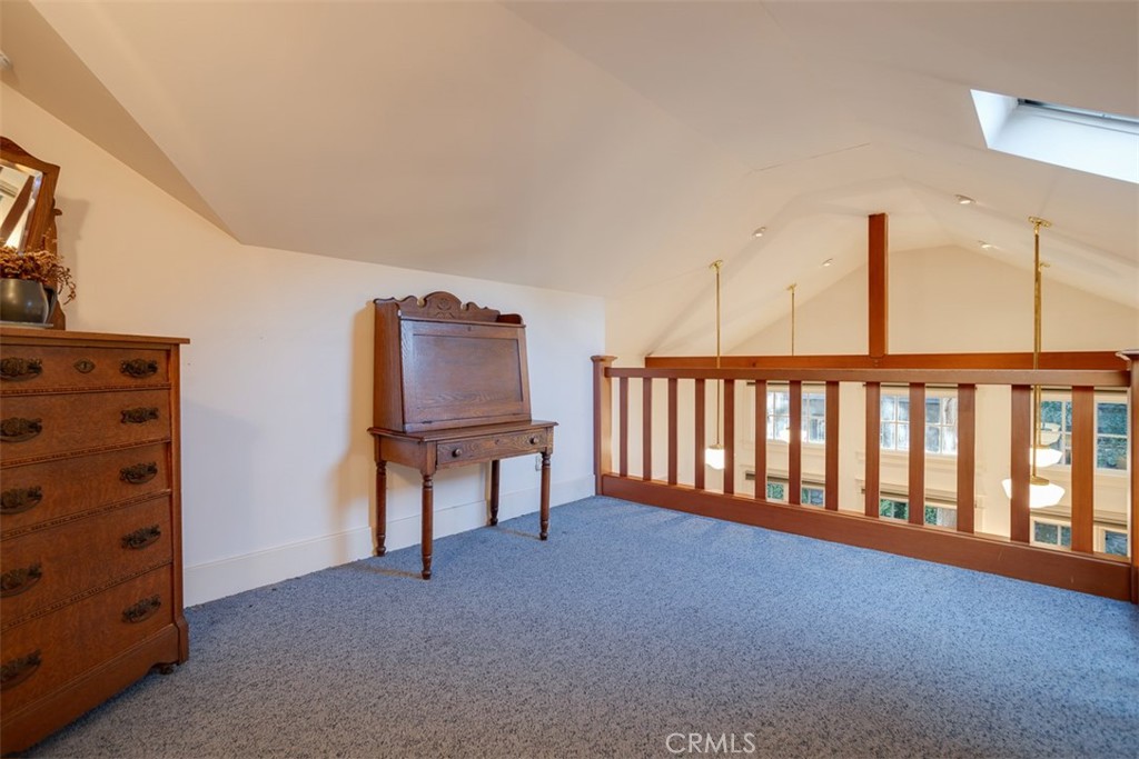 357 W 10th