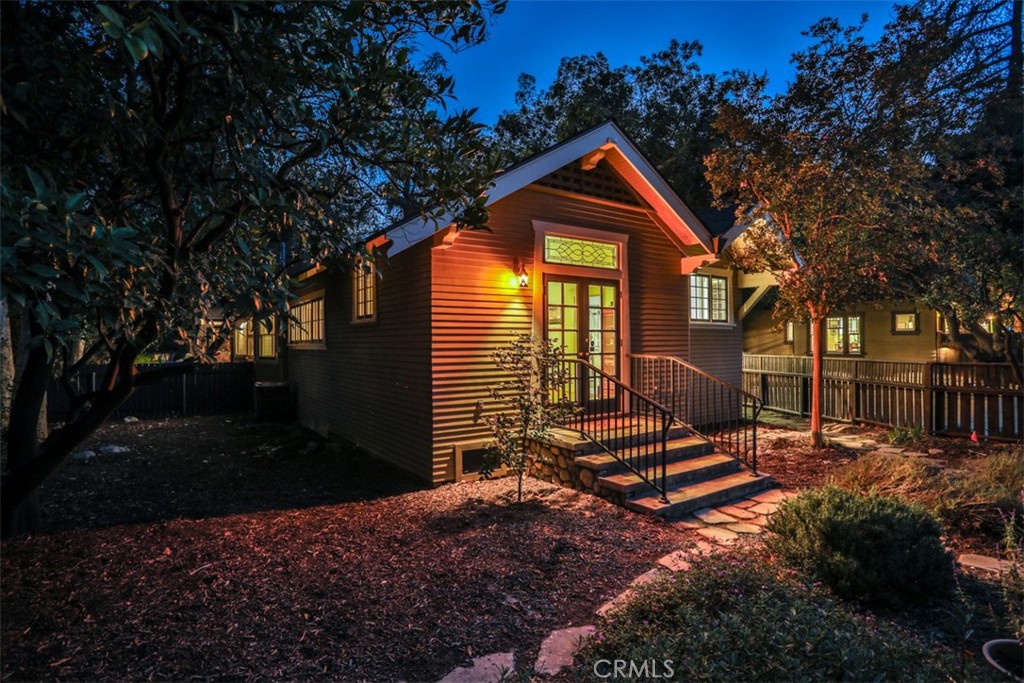 357 W 10th