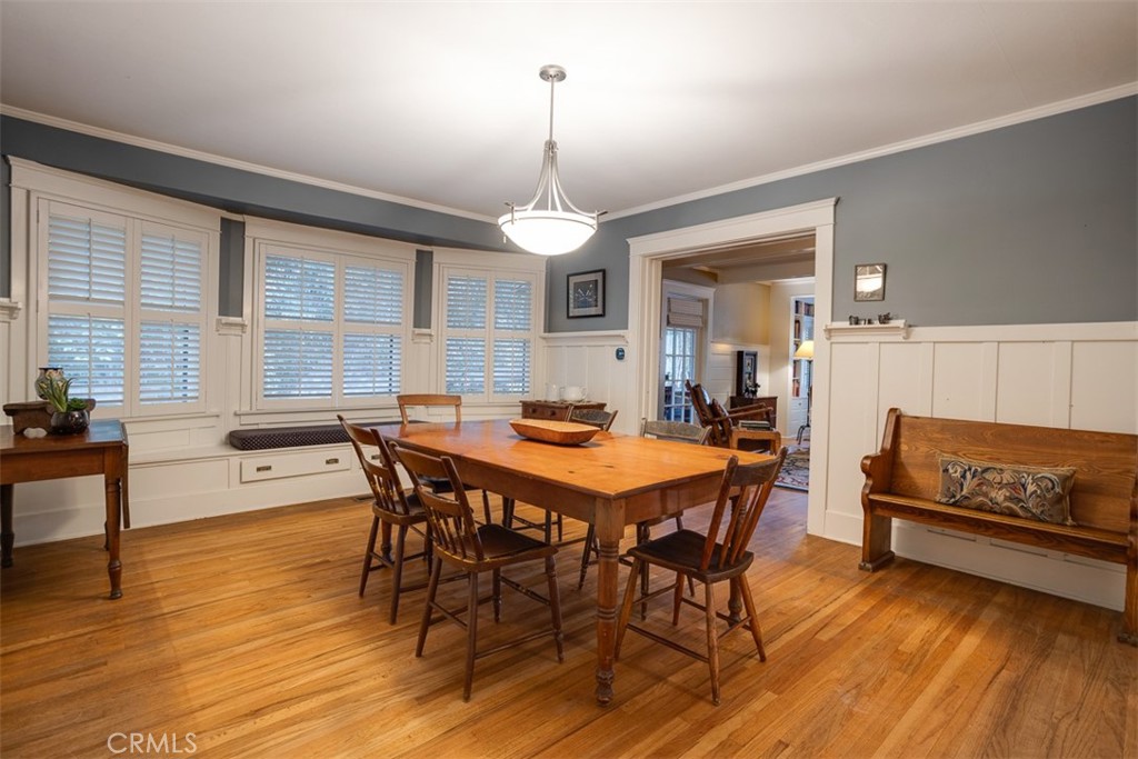 357 W 10th