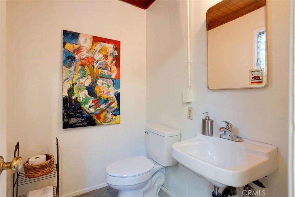 357 W 10th
