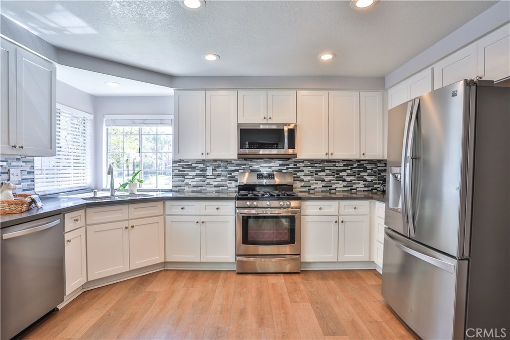 11532 Mammoth Peak