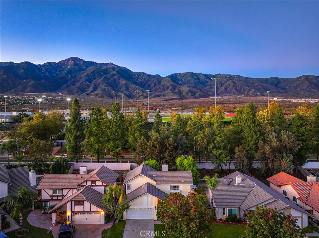 11532 Mammoth Peak