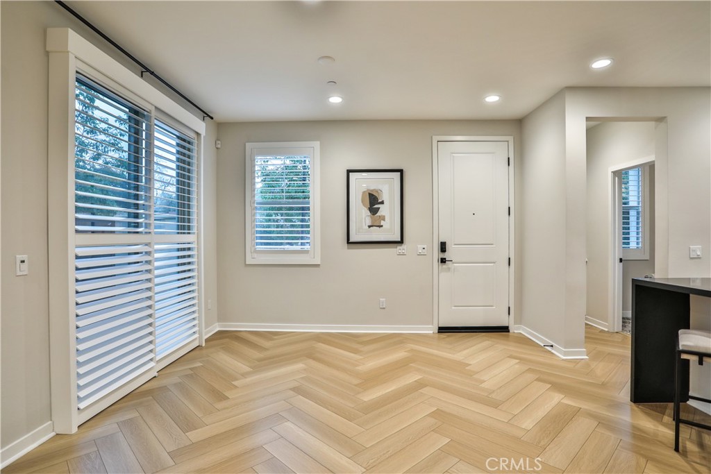 1419 N Indian Hill Boulevard