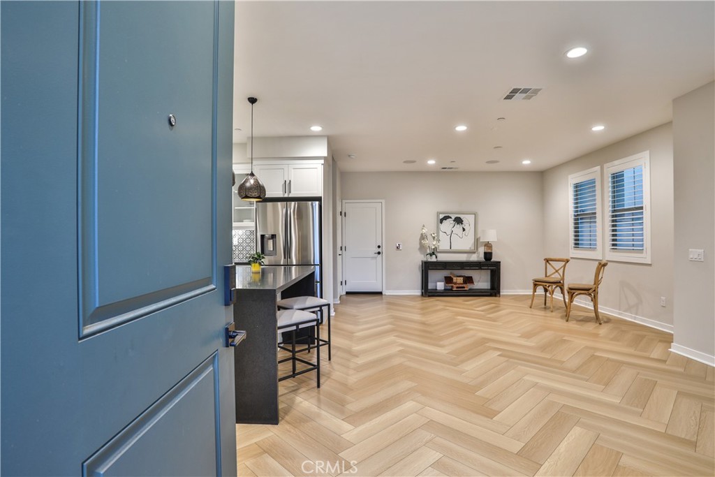 1419 N Indian Hill Boulevard