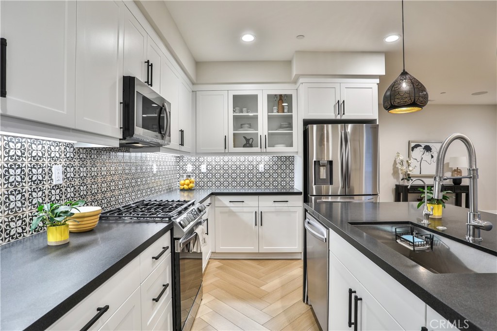 1419 N Indian Hill Boulevard