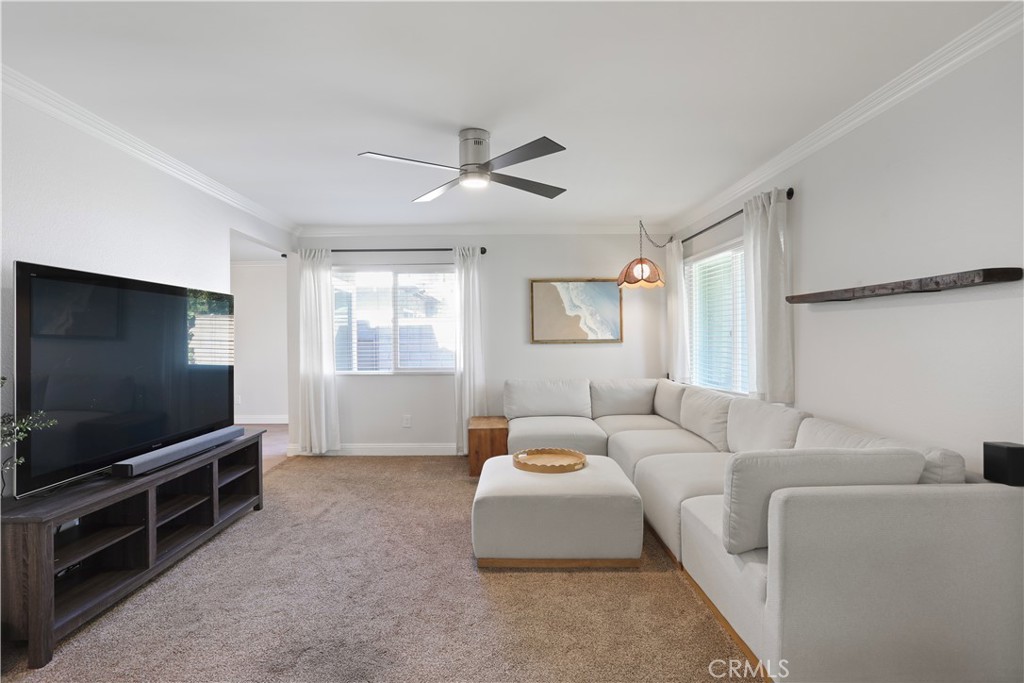 1619 Carmel Circle W