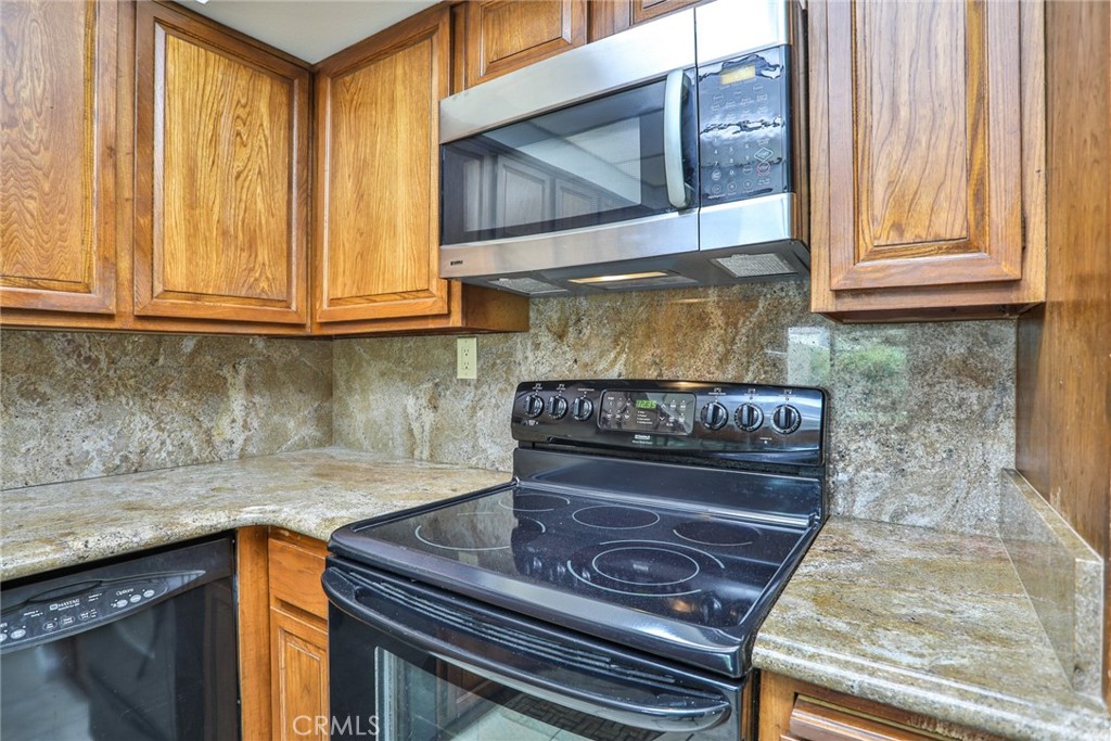 672 Greendale Lane