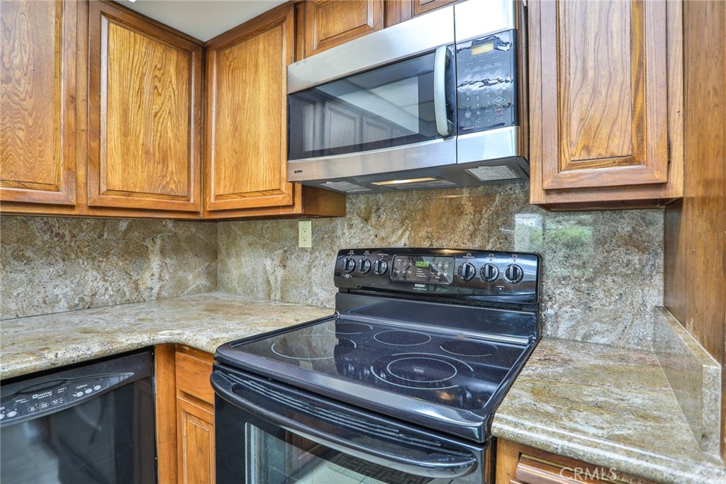 672 Greendale Lane