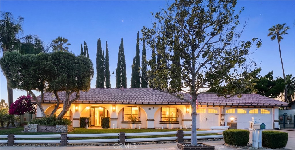 2117 Capuchin Way