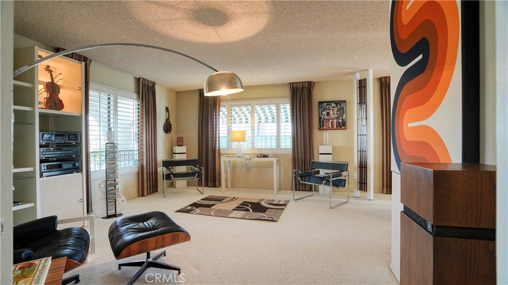 2117 Capuchin Way