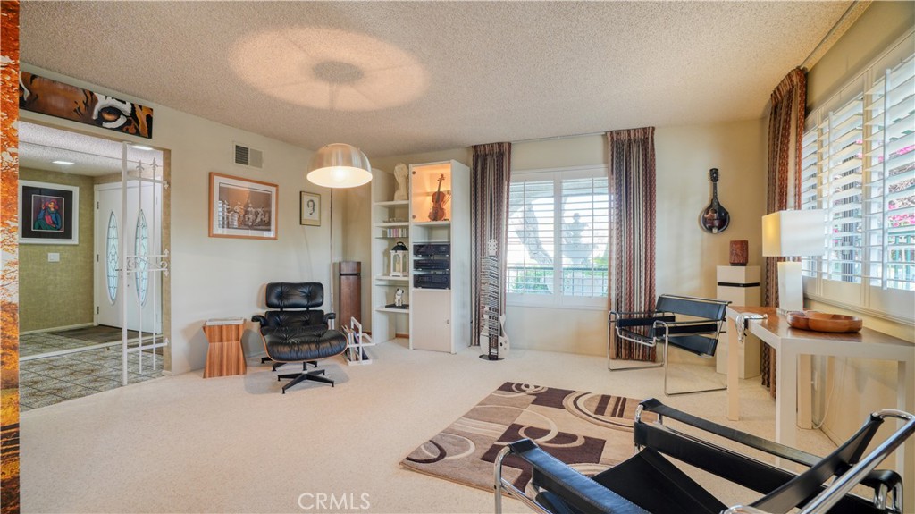 2117 Capuchin Way