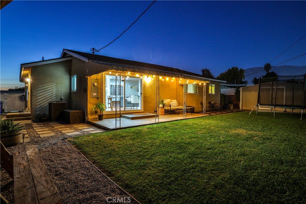 8247 Jadeite Avenue