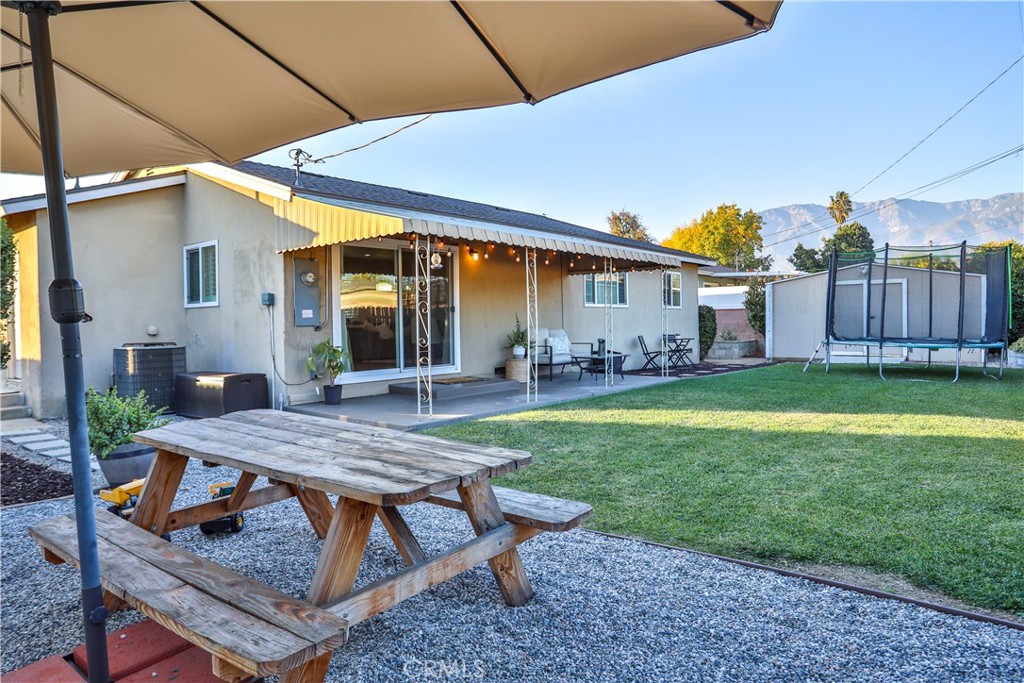8247 Jadeite Avenue