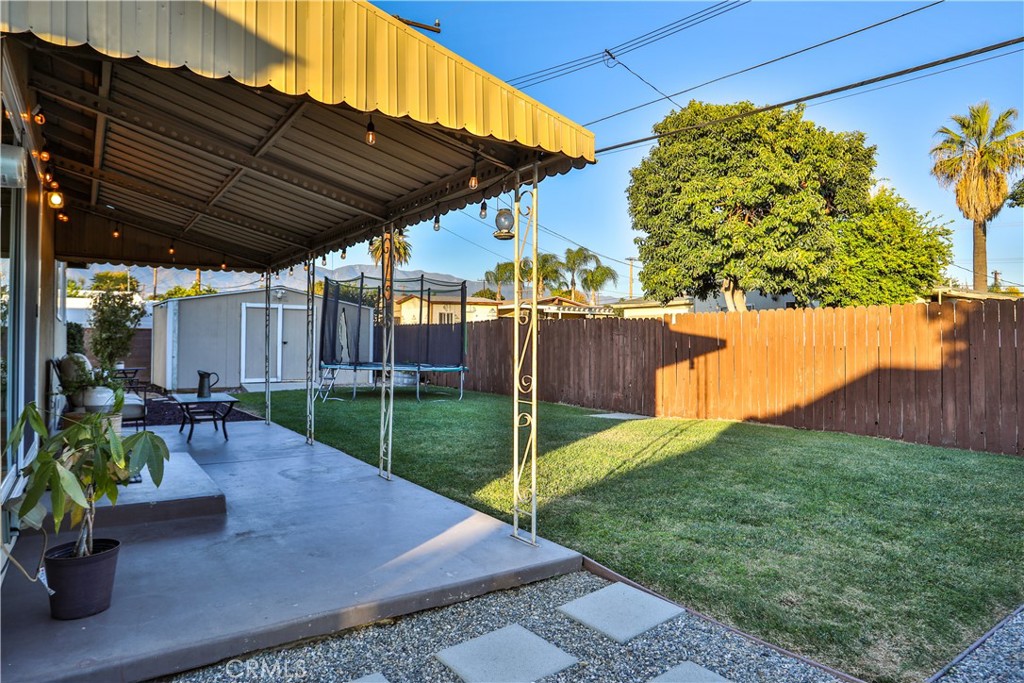 8247 Jadeite Avenue