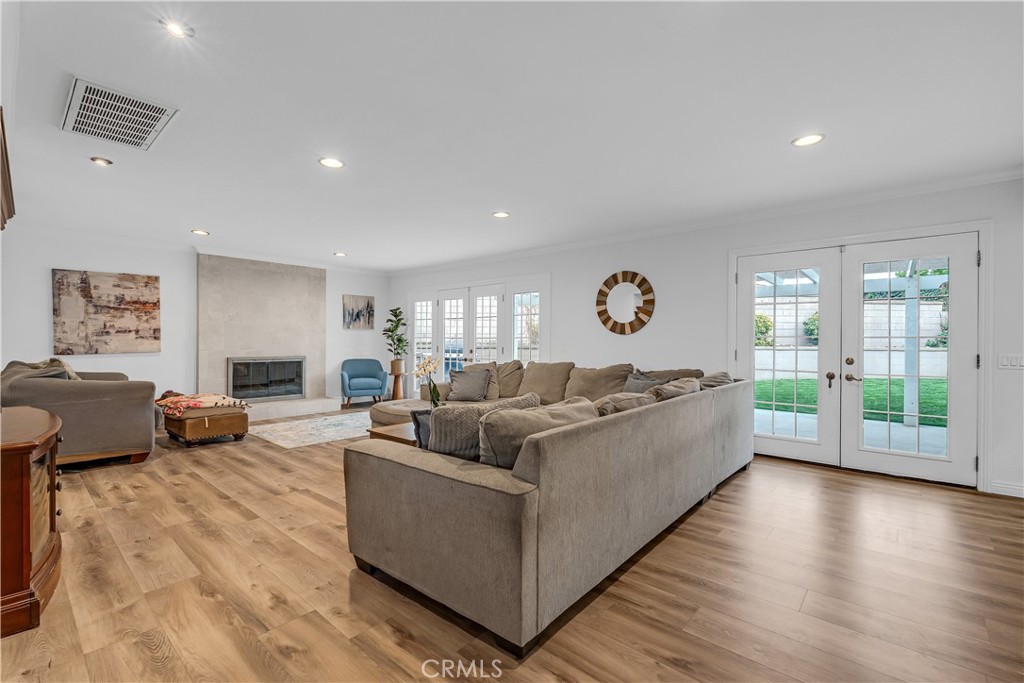 2120 Capuchin Way