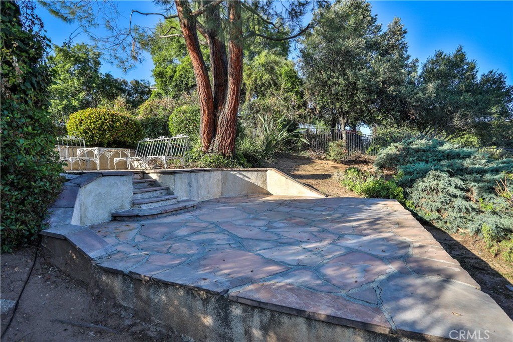 1838 Via Arroyo