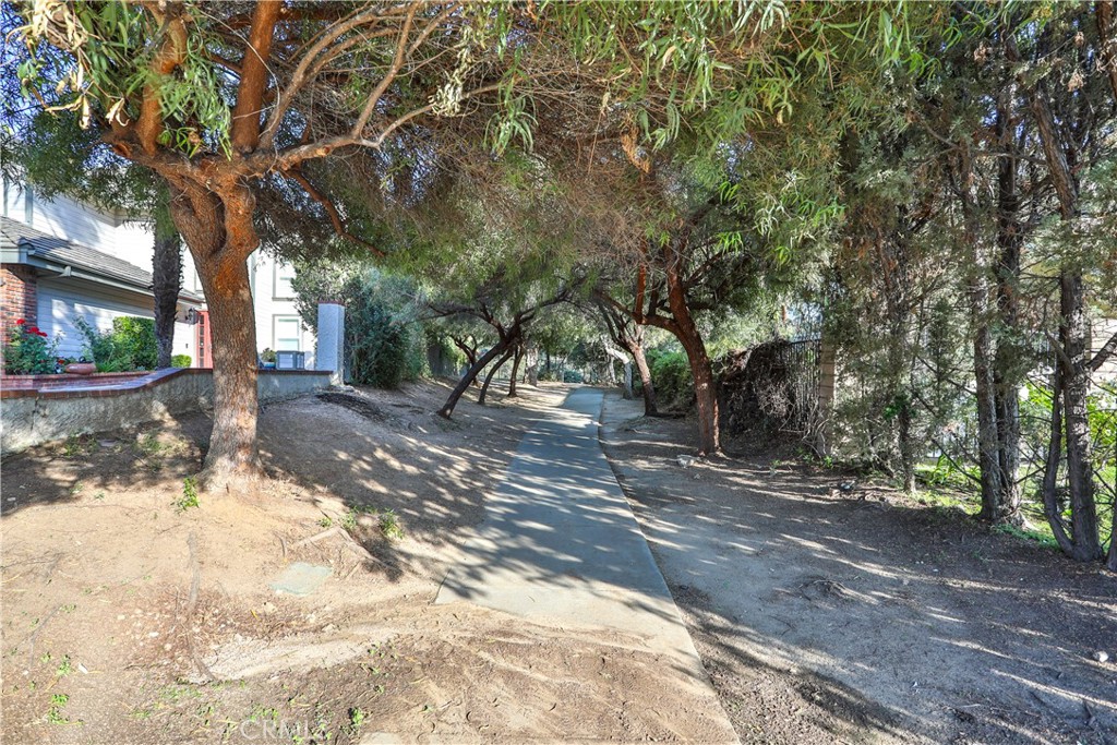 1838 Via Arroyo
