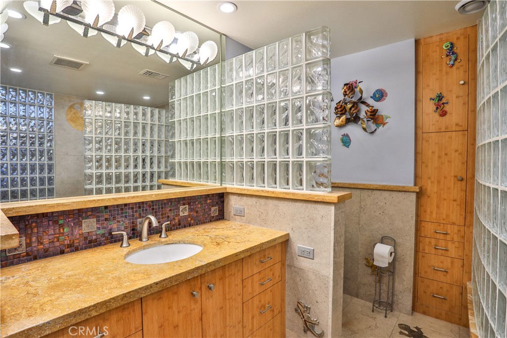 436 Oakdale Drive