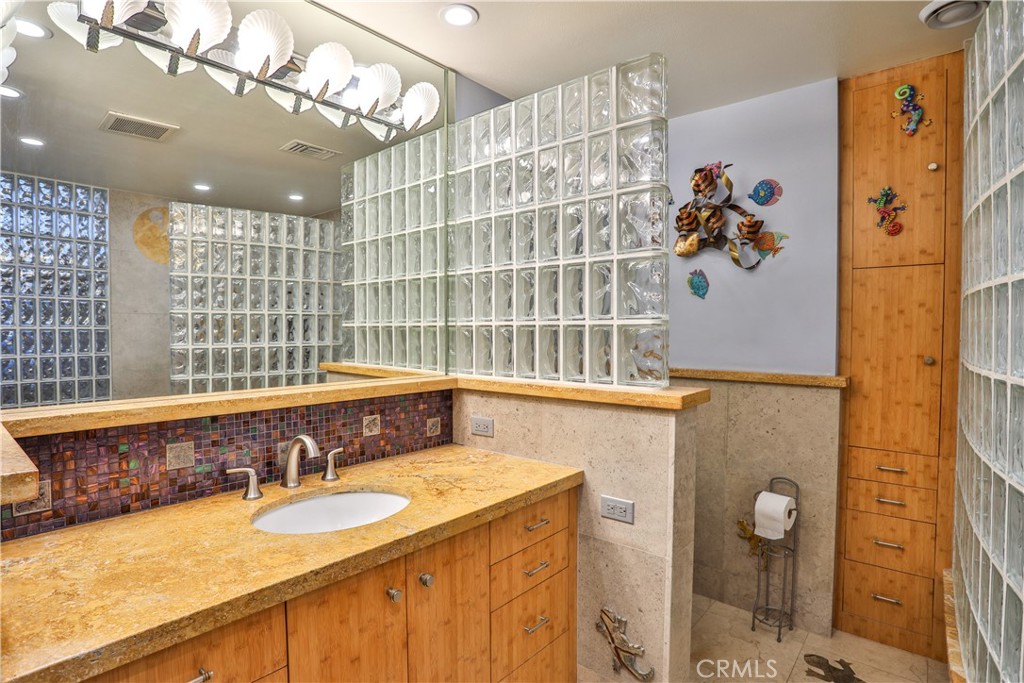 436 Oakdale Drive