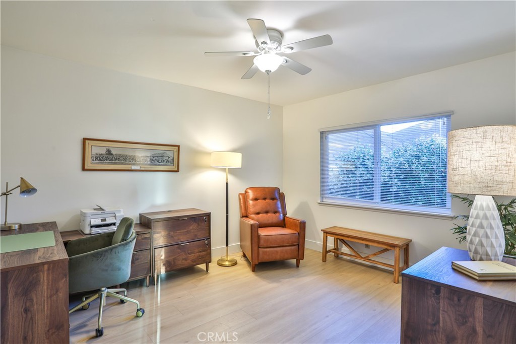 2117 Oxford