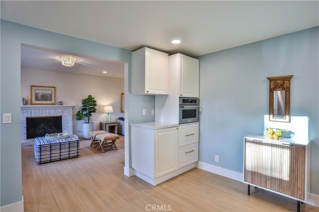 2117 Oxford