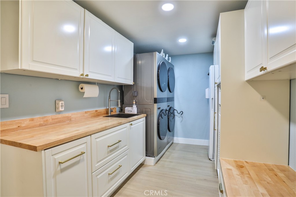 2117 Oxford