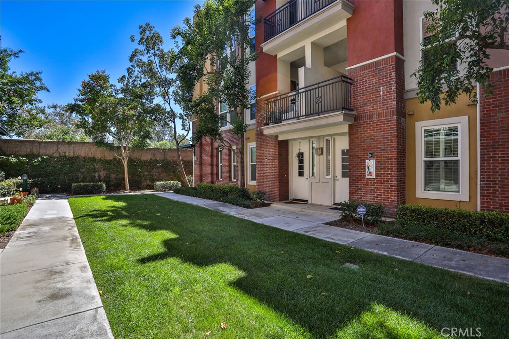 744 W 1st Street
