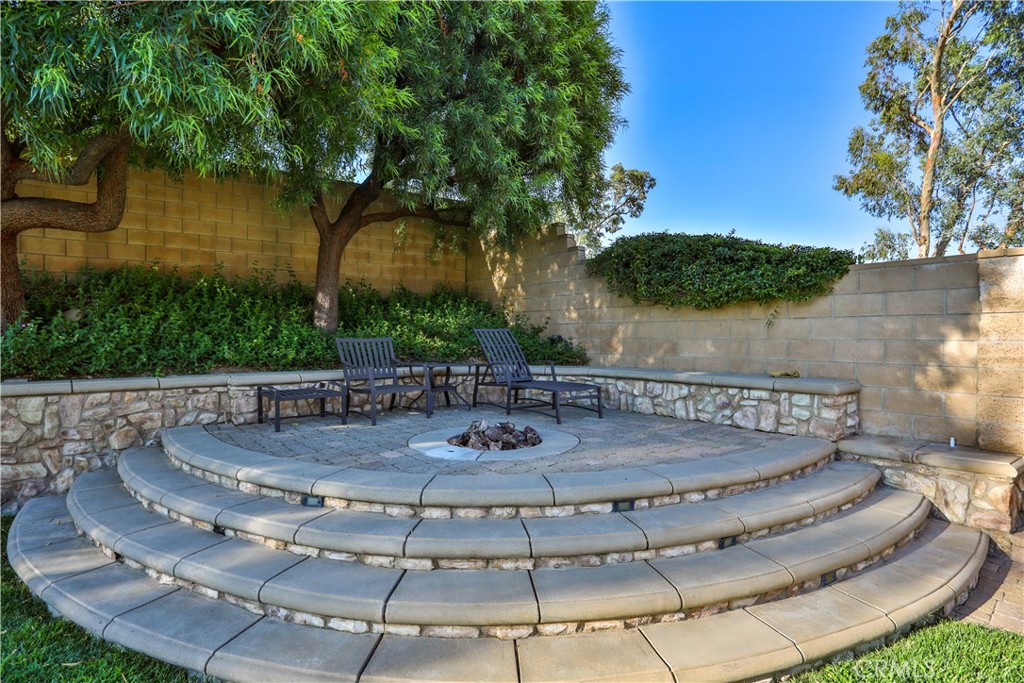 13052 Via Tesoro Drive