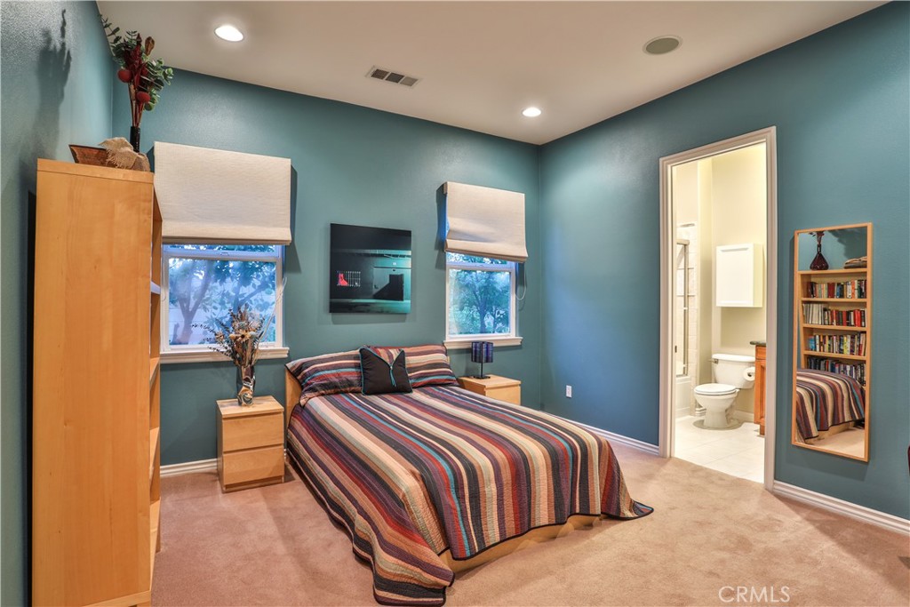 13052 Via Tesoro Drive