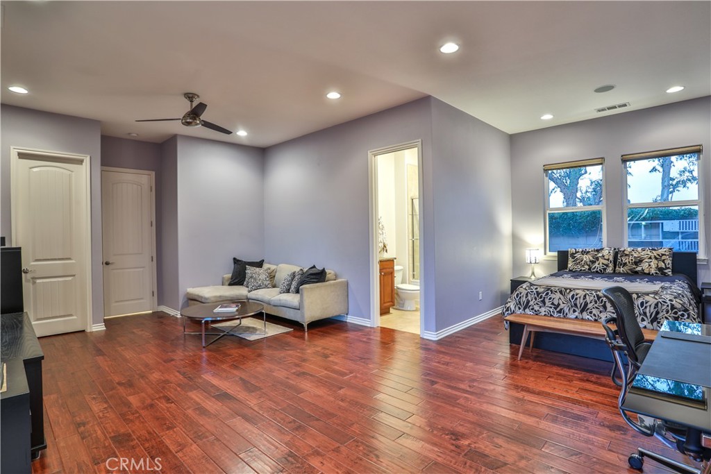 13052 Via Tesoro Drive