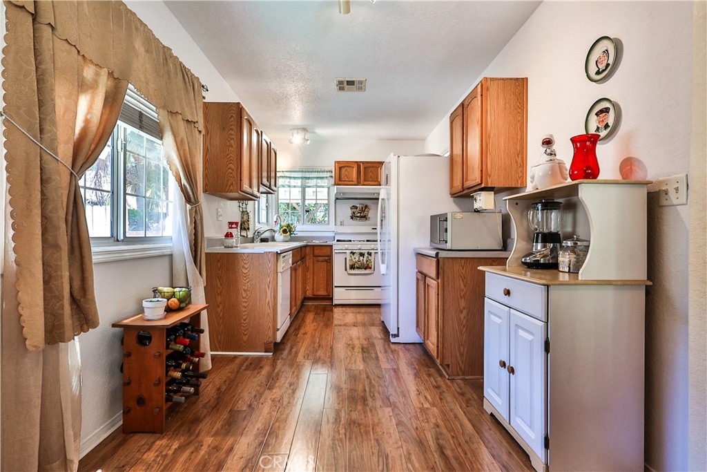 1680 Granada Place