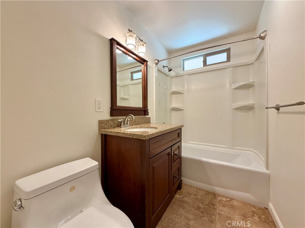 1365 Lafayette Road A