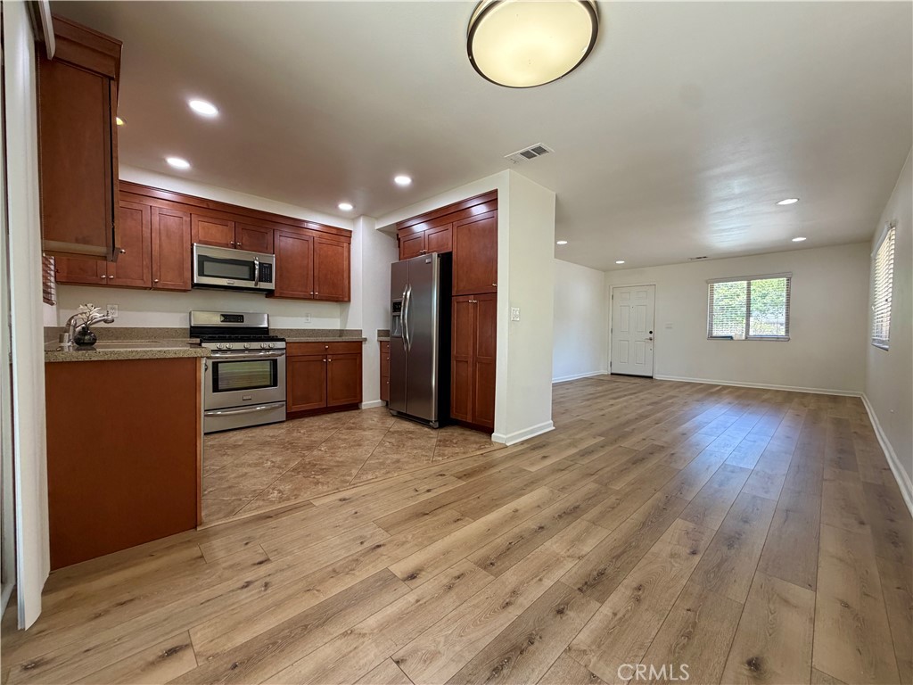 1365 Lafayette Road A