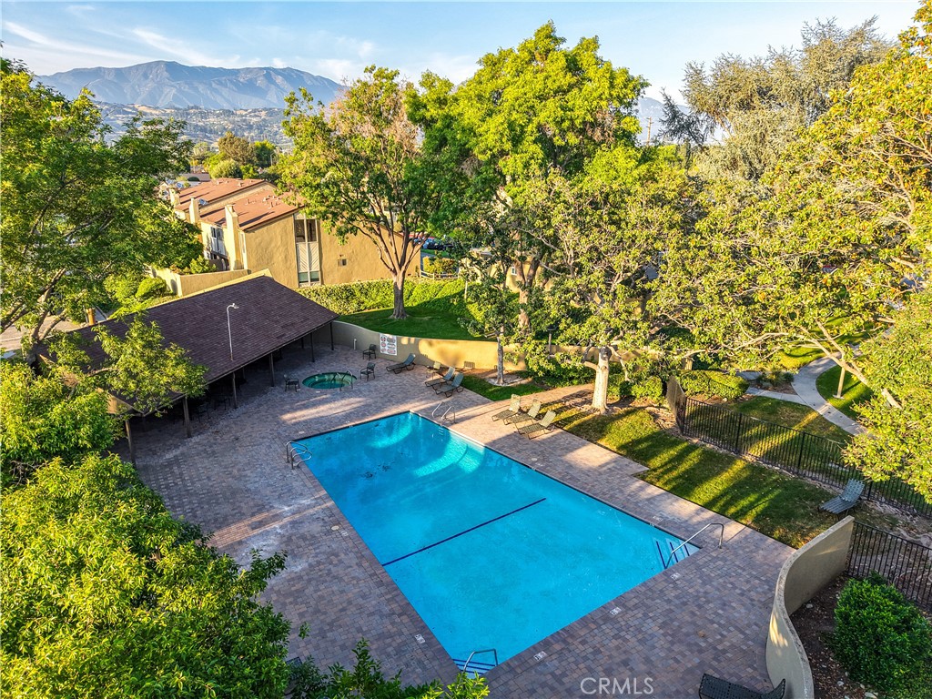 672 Greendale Lane