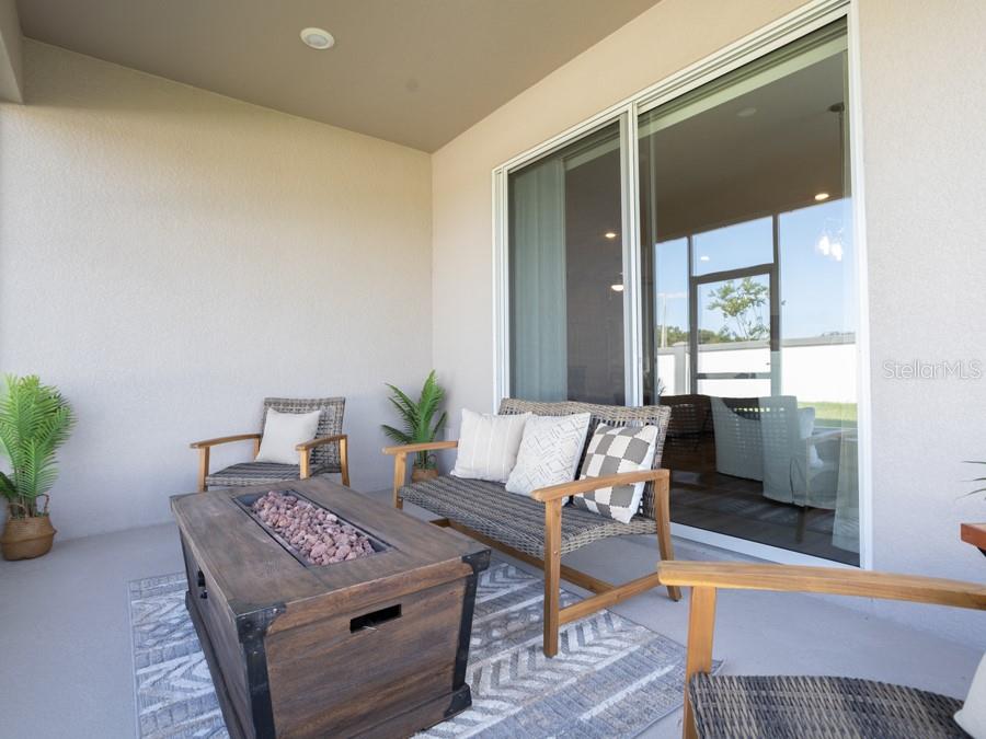 1104 MOUNTAIN FLOWER LN