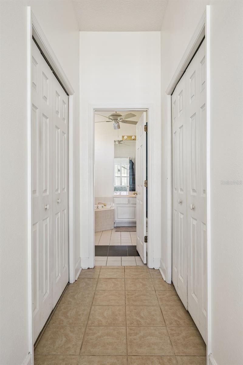 8072 CANYON LAKE CIR