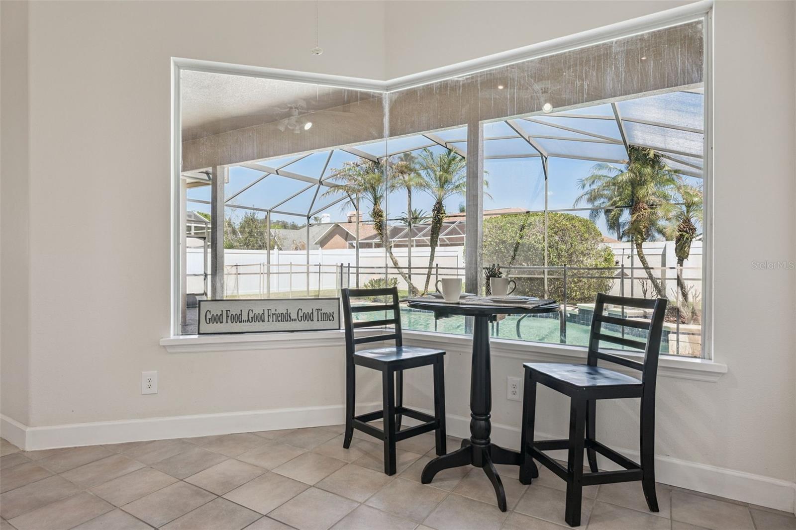 8072 CANYON LAKE CIR