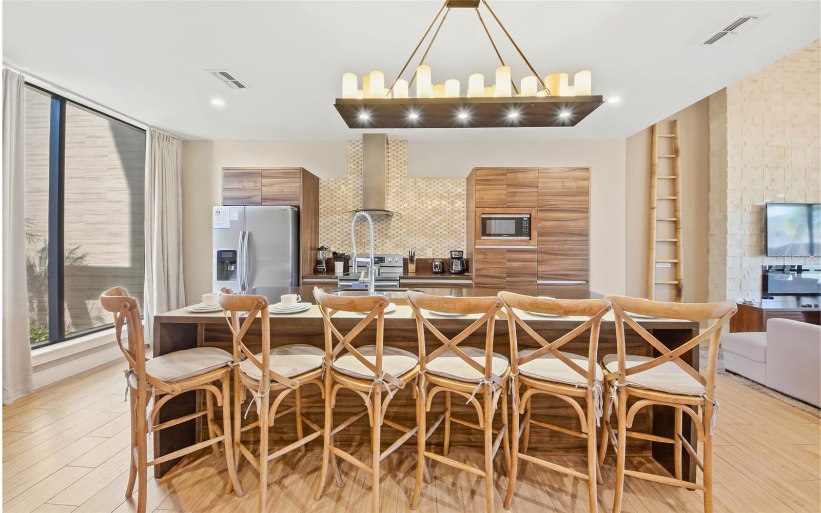 7455 BROOKLYN DR