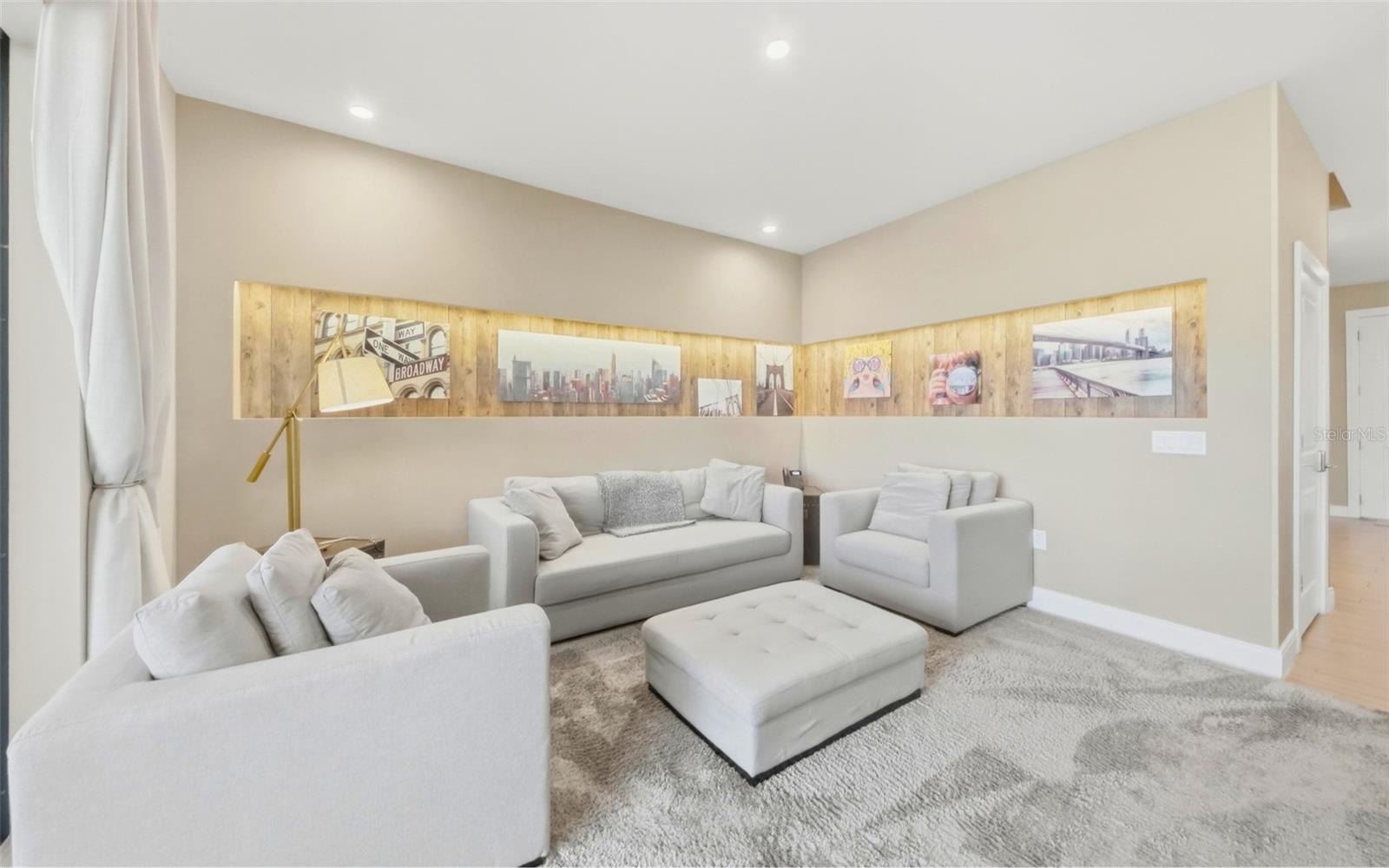 7455 BROOKLYN DR