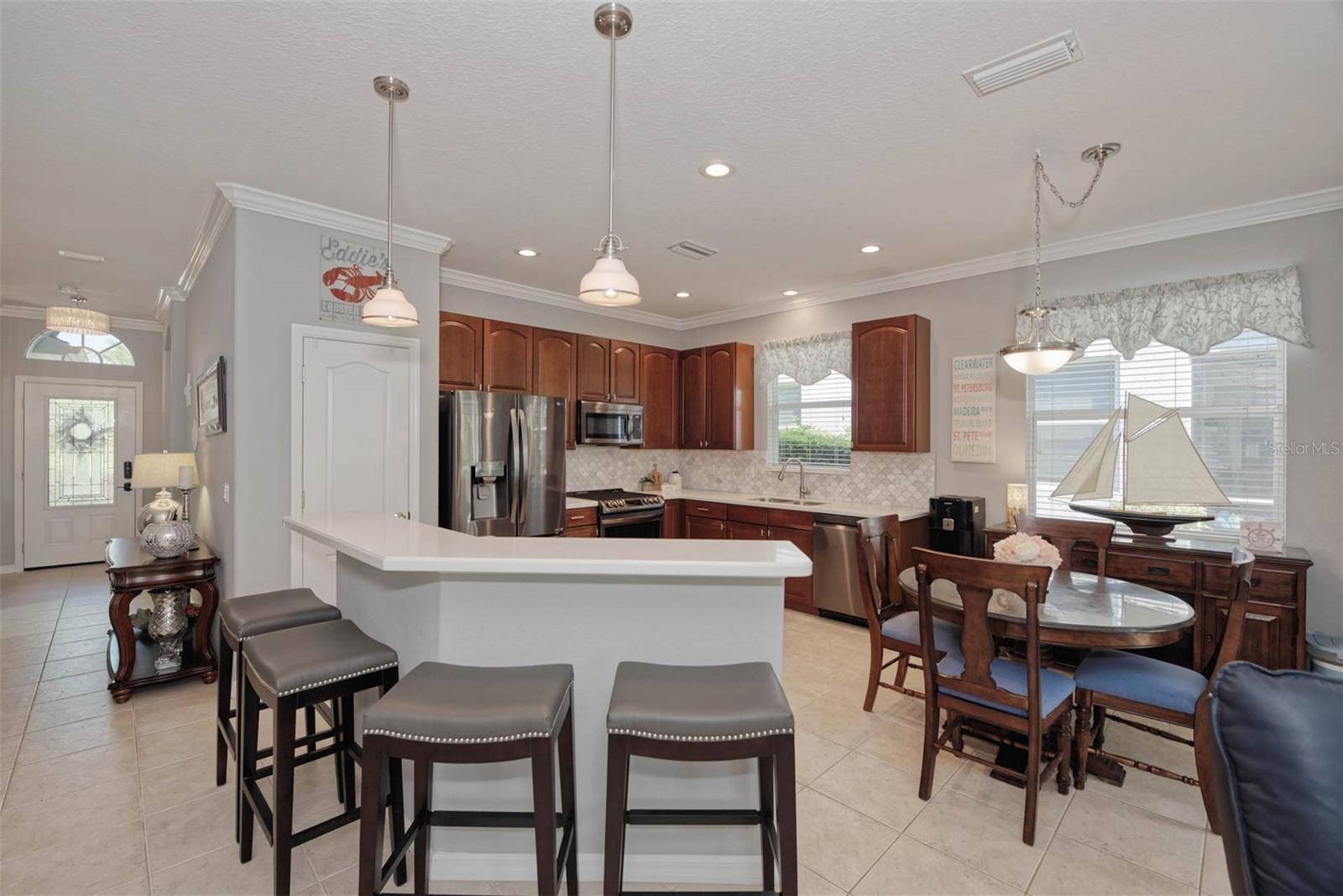 1671 SCARLETT AVE