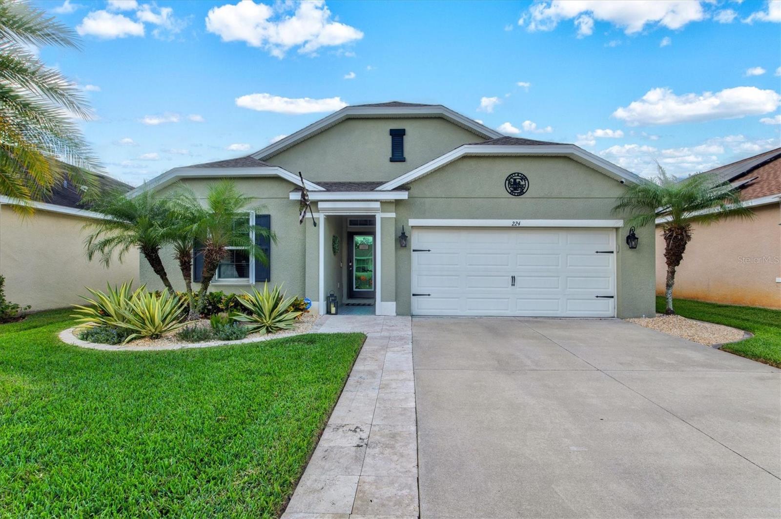224 LONE DOVE LN