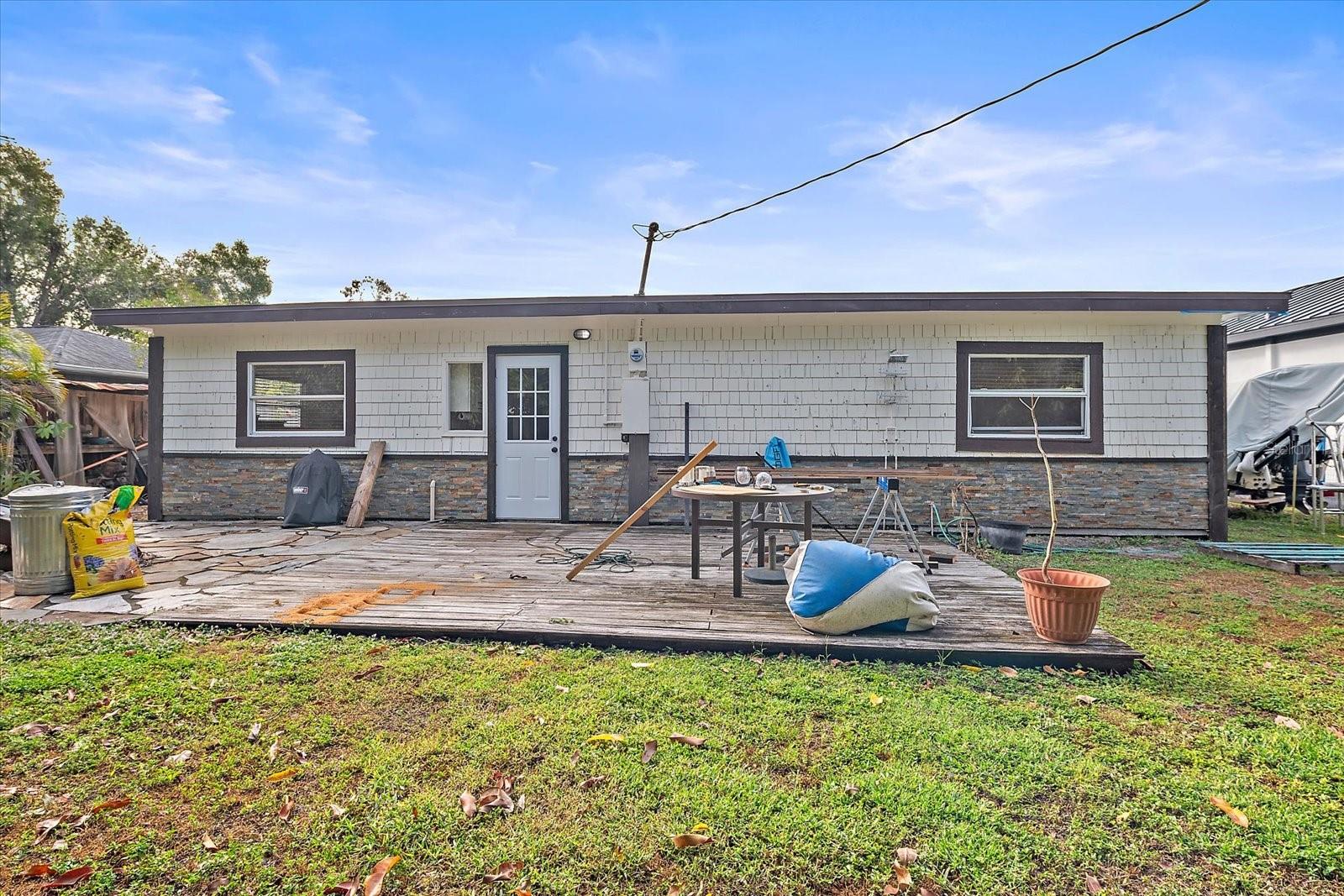 2313 LOMA LINDA ST