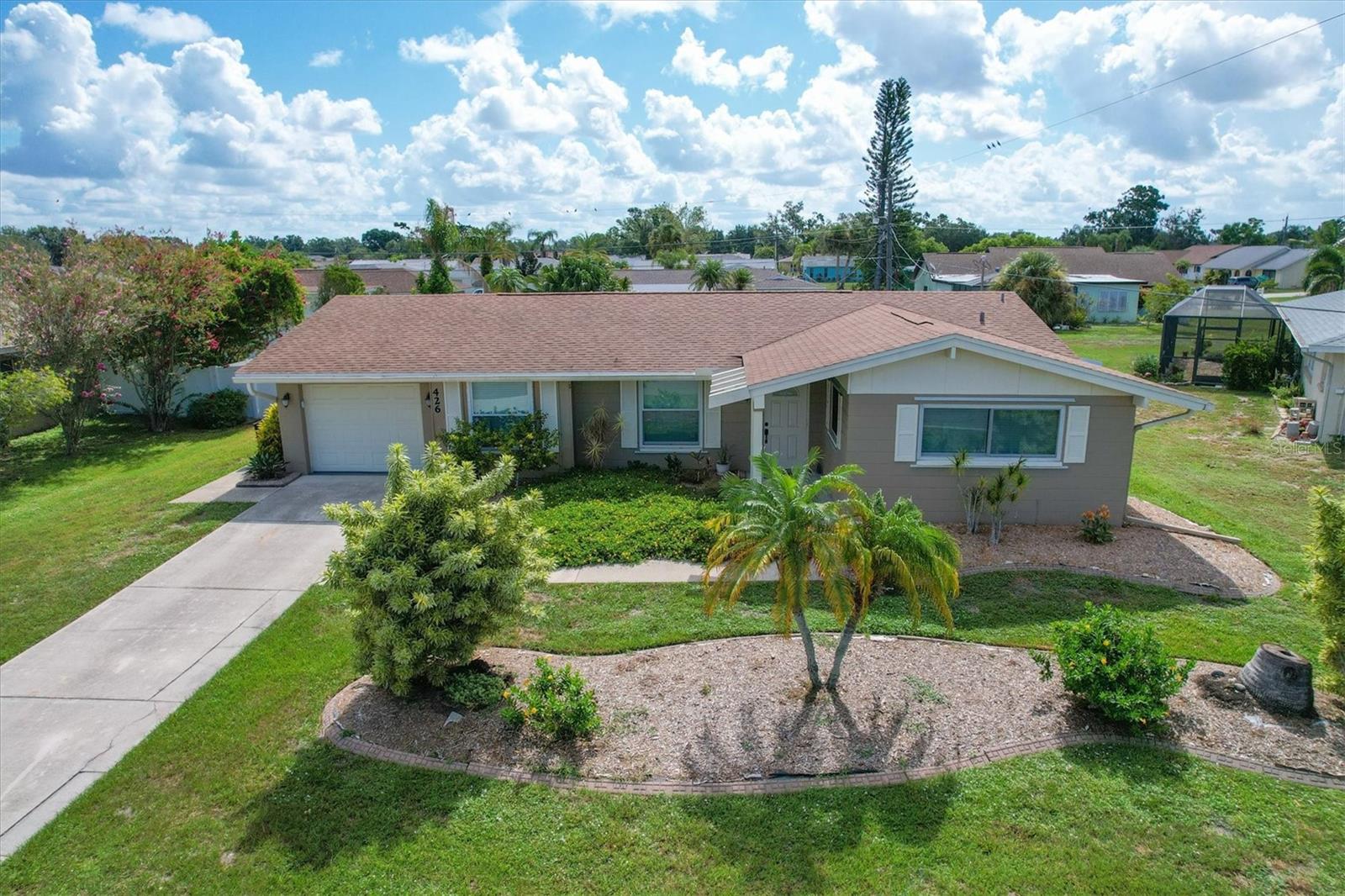 426 CANTERBURY RD