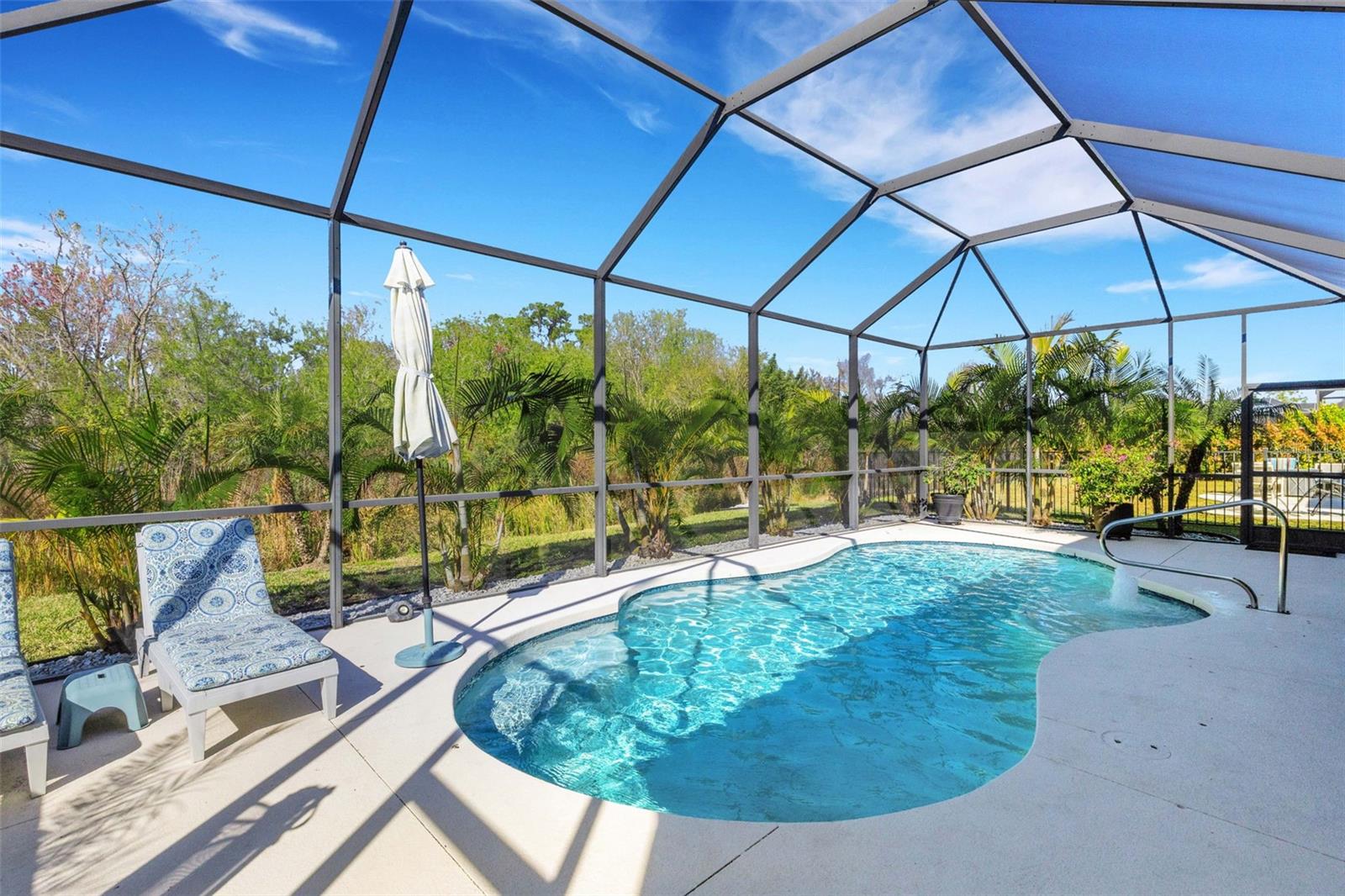 3715 MANORWOOD LOOP