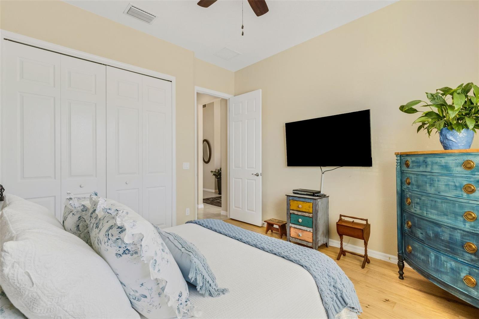3715 MANORWOOD LOOP