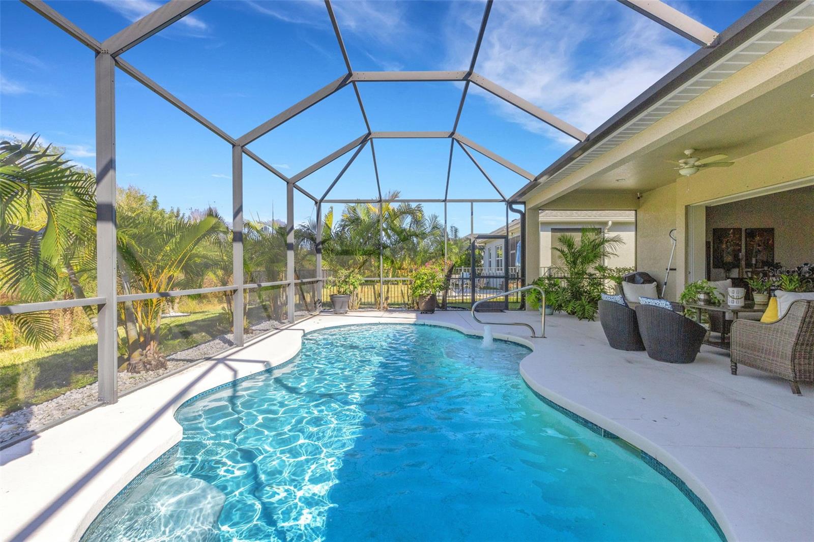 3715 MANORWOOD LOOP